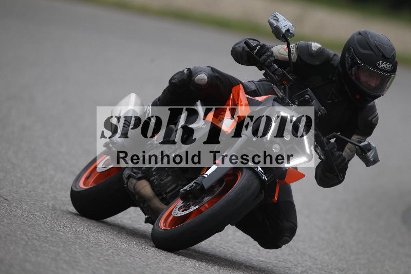 Archiv-2025/10 23.04.2025 Cornu Master School ADR/gruen-vert/2